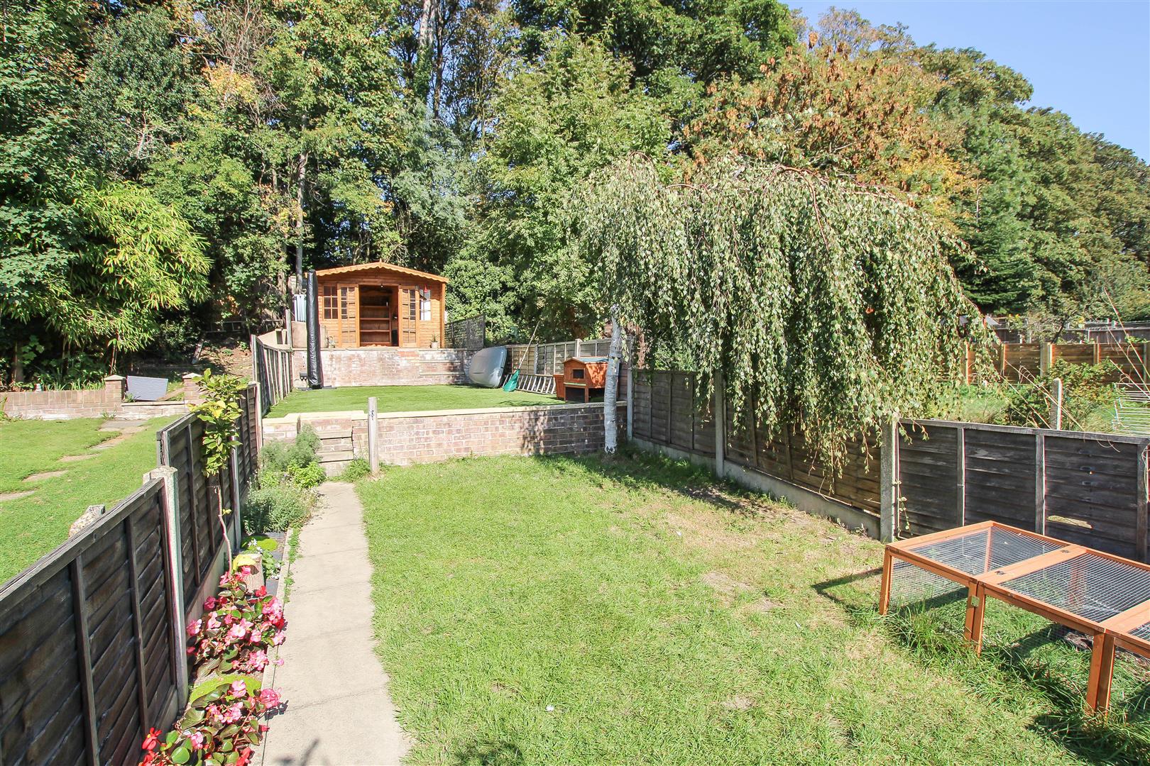 Copperfield Gardens, Brentwood Keith Ashton